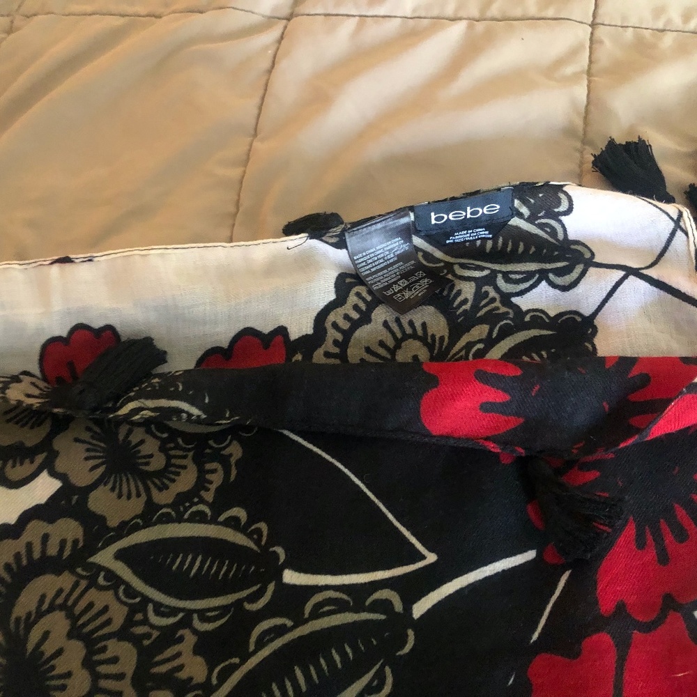 SCARF/WRAP - Picture 2 of 4